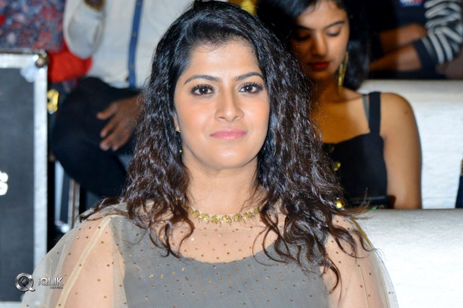 Varalaxmi-Sarathkumar-at-Pandem-Kodi-2-Prerelease-Event-Photos